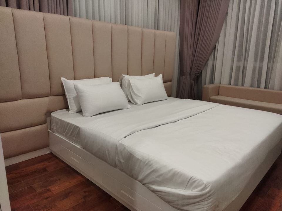 Mr. S. Wijeshingha : Twin Peaks Colombo 2, photo 7